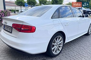 Седан Audi A4 2014 в Львове