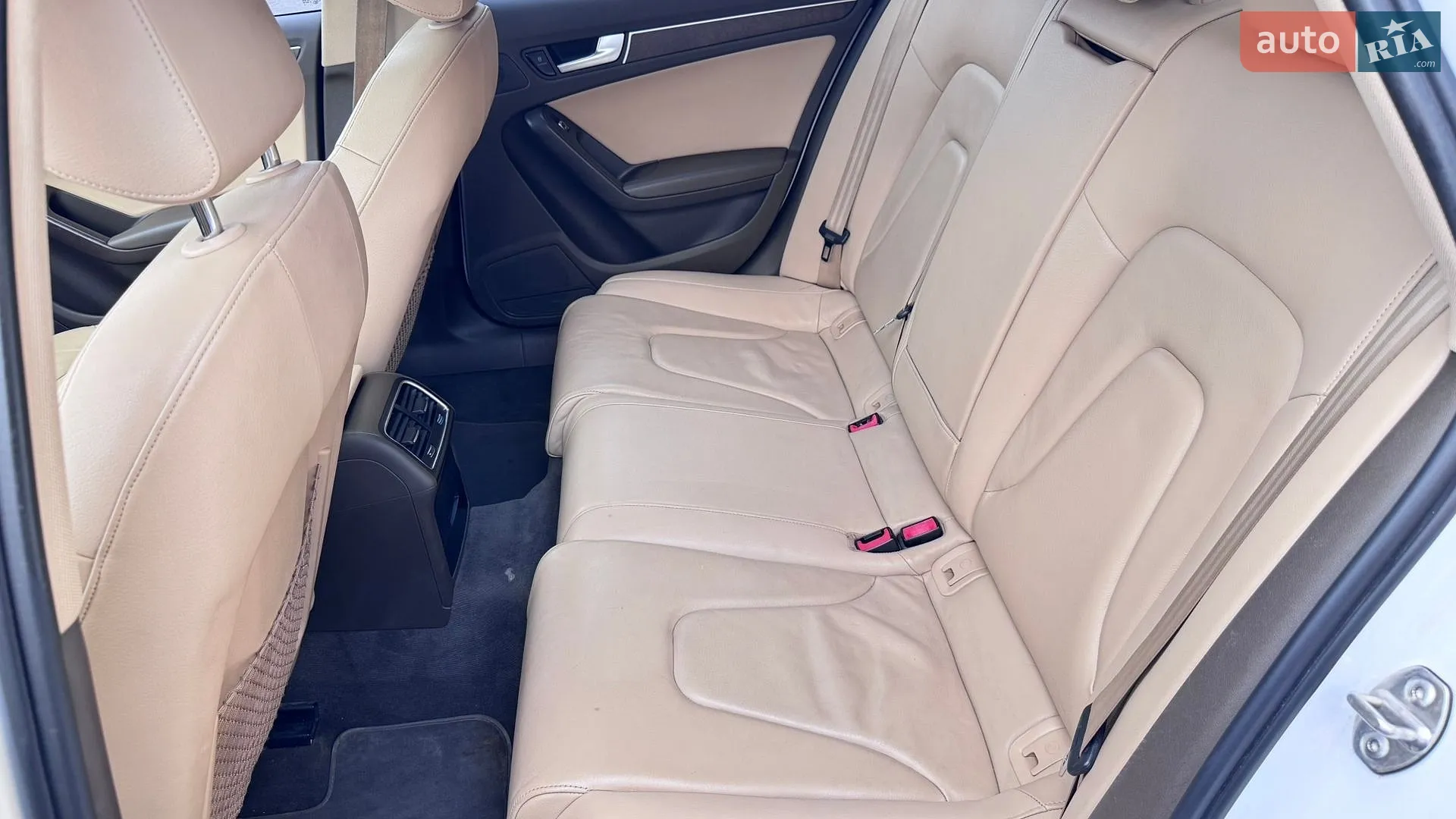 2014 Audi A4 - мініатюра 18