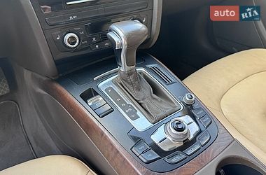Седан Audi A4 2014 в Львове