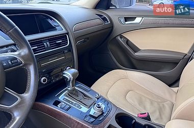 Седан Audi A4 2014 в Львове
