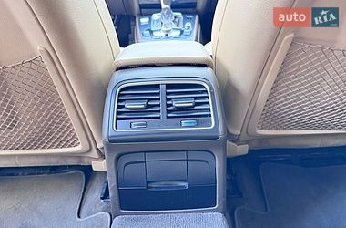 Седан Audi A4 2014 в Львове