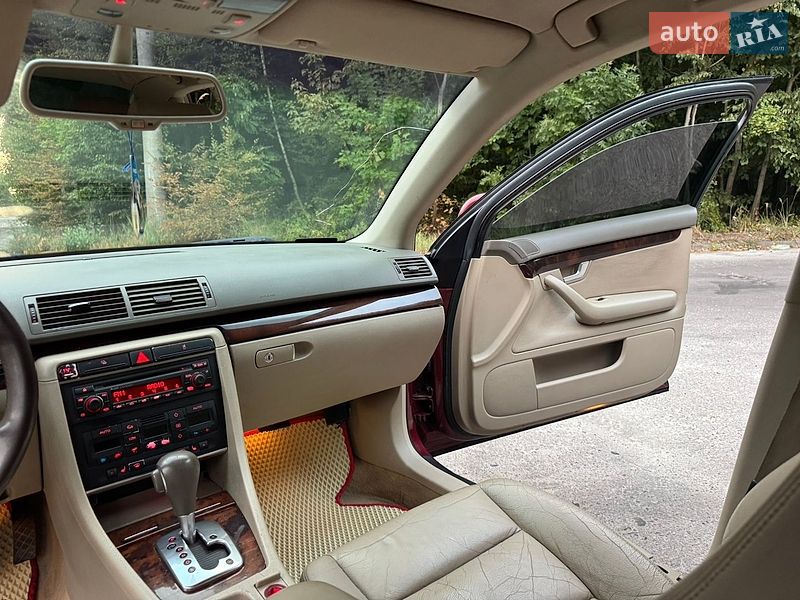 Седан Audi A4 2003 в Львове