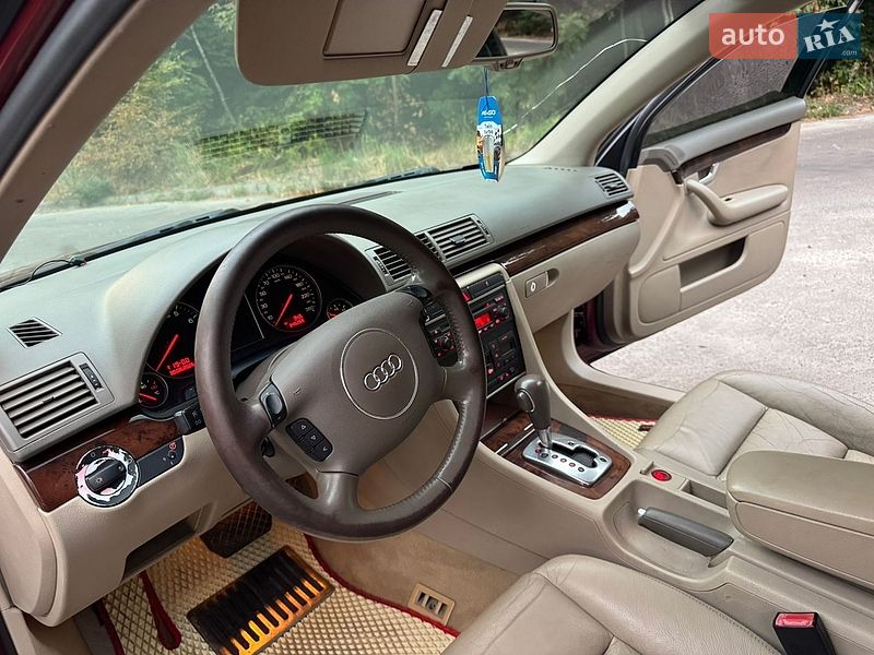 Седан Audi A4 2003 в Львове