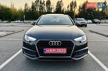 Седан Audi A4 2019 в Києві