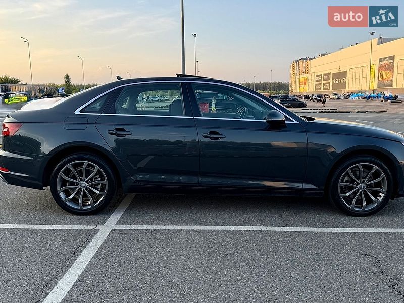 Седан Audi A4 2019 в Києві