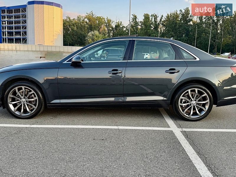 Седан Audi A4 2019 в Києві
