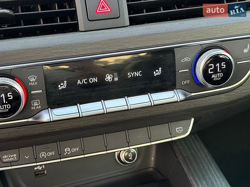 Седан Audi A4 2019 в Києві
