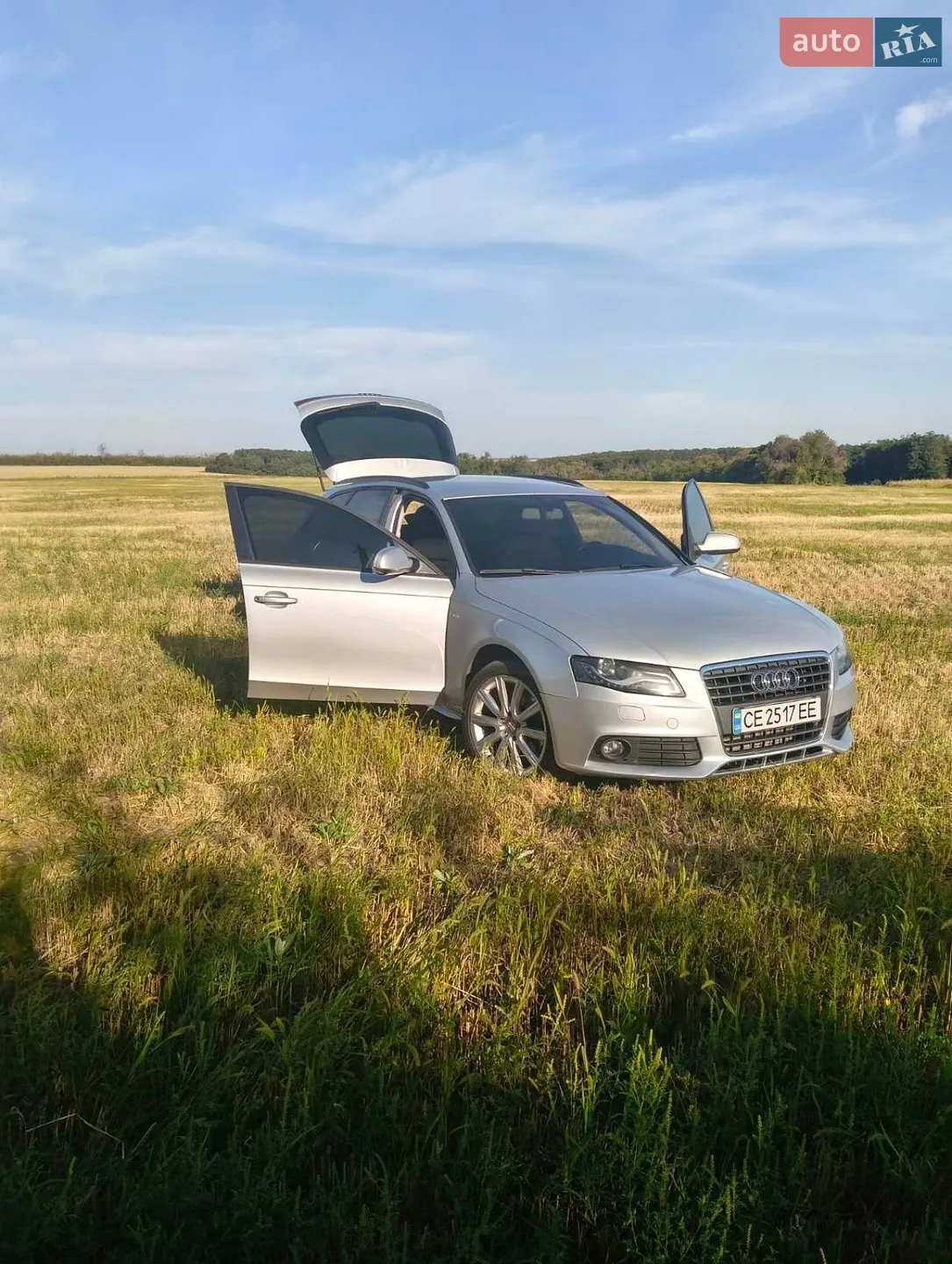 2010 Audi A4 - фото 1