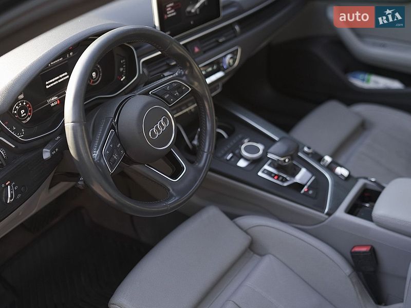 Седан Audi A4 2019 в Києві