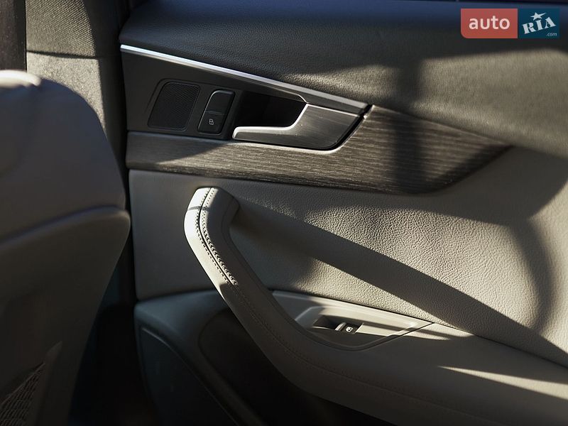 Седан Audi A4 2019 в Києві