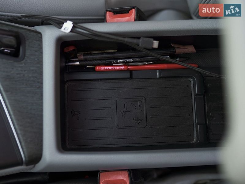 Седан Audi A4 2019 в Києві