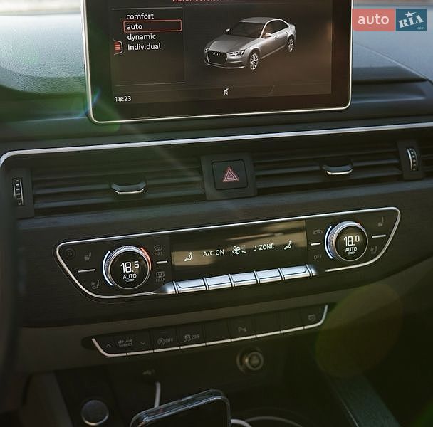 Седан Audi A4 2019 в Києві