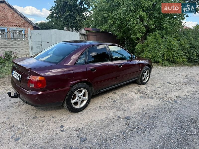 Седан Audi A4 1995 в Харькове