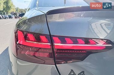 Седан Audi A4 2022 в Харкові
