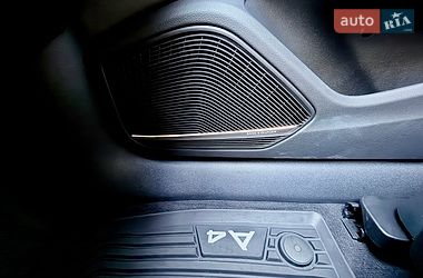 Седан Audi A4 2022 в Харкові