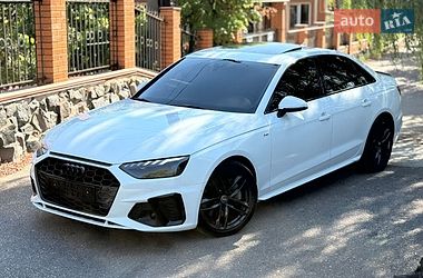 Седан Audi A4 2020 в Беляевке