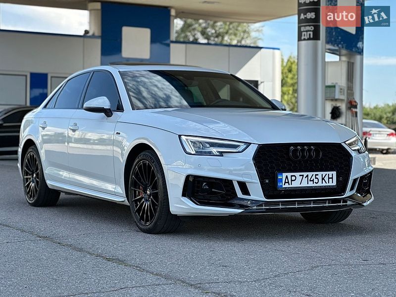 Седан Audi A4 2016 в Днепре