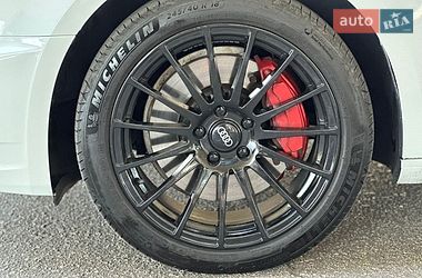 Седан Audi A4 2016 в Днепре