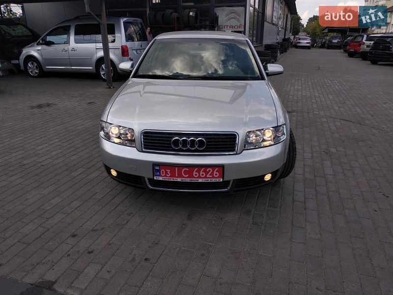 Седан Audi A4 2003 в Костополе