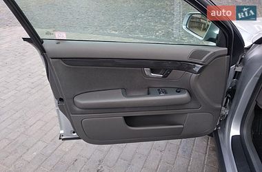 Седан Audi A4 2003 в Костополе