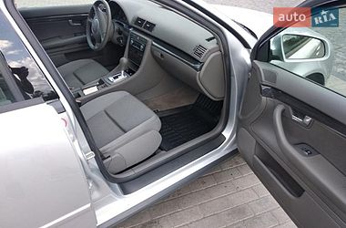 Седан Audi A4 2003 в Костополе