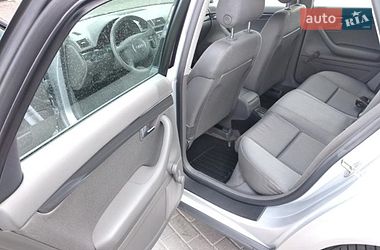 Седан Audi A4 2003 в Костополе
