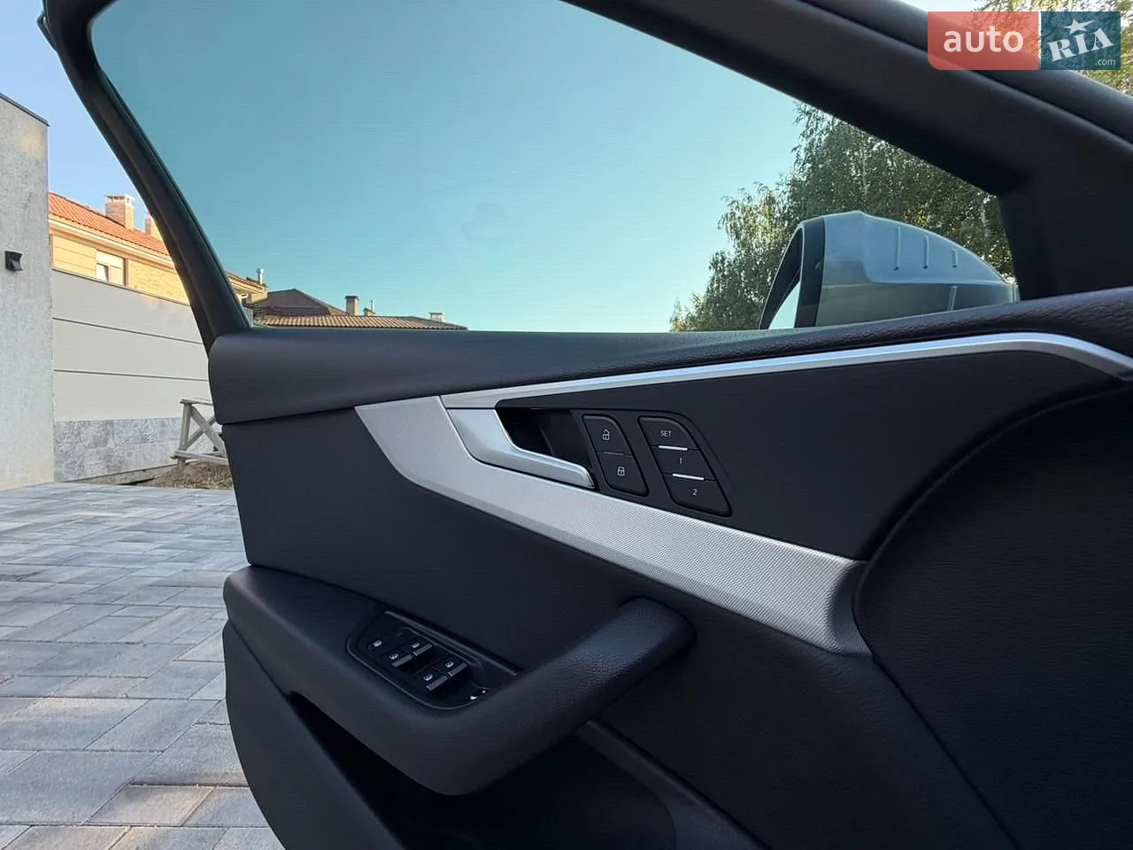 2016 Audi A4 - мініатюра 25
