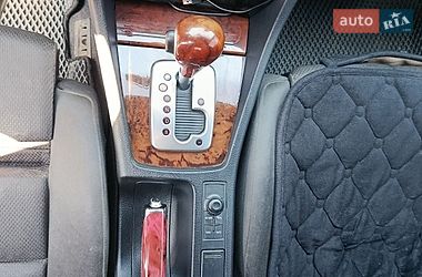 Седан Audi A4 2004 в Валках