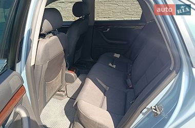 Седан Audi A4 2004 в Валках