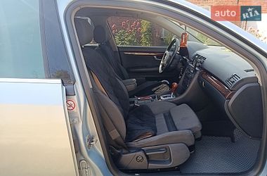 Седан Audi A4 2004 в Валках