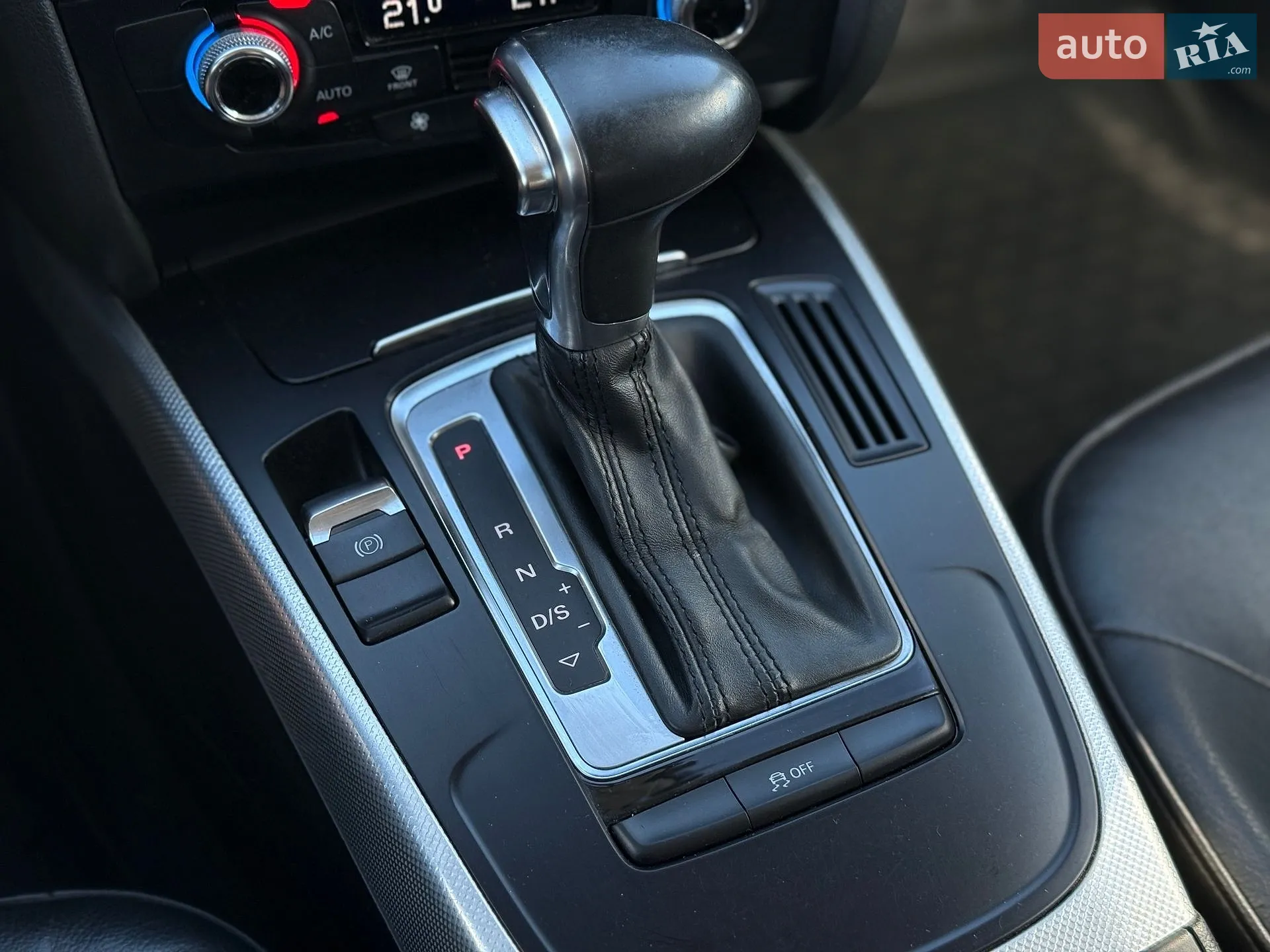 2015 Audi A4 - мініатюра 28