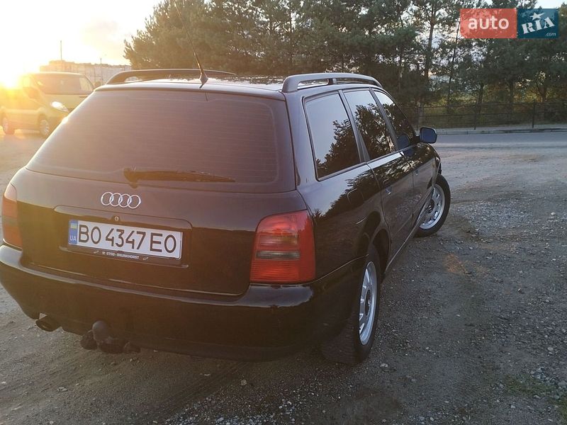 Универсал Audi A4 1998 в Тернополе