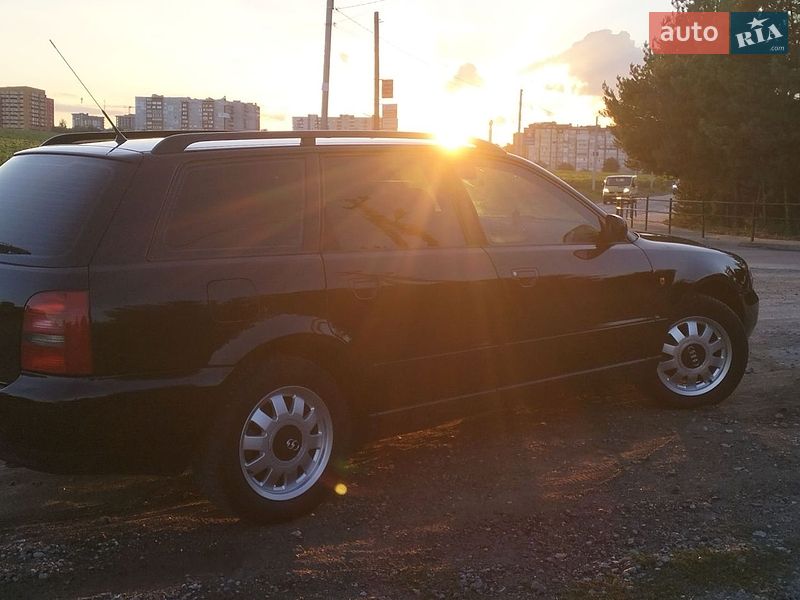 Универсал Audi A4 1998 в Тернополе