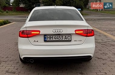 Седан Audi A4 2014 в Бершаді