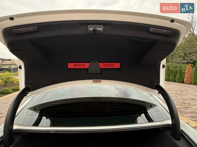 Седан Audi A4 2014 в Бершаді