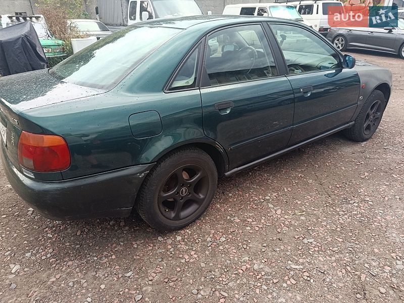 Седан Audi A4 1996 в Києві фото 3 Седан Audi A4 1996 в Києві