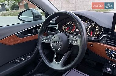 Седан Audi A4 2020 в Львові