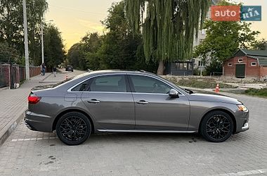 Седан Audi A4 2020 в Львові