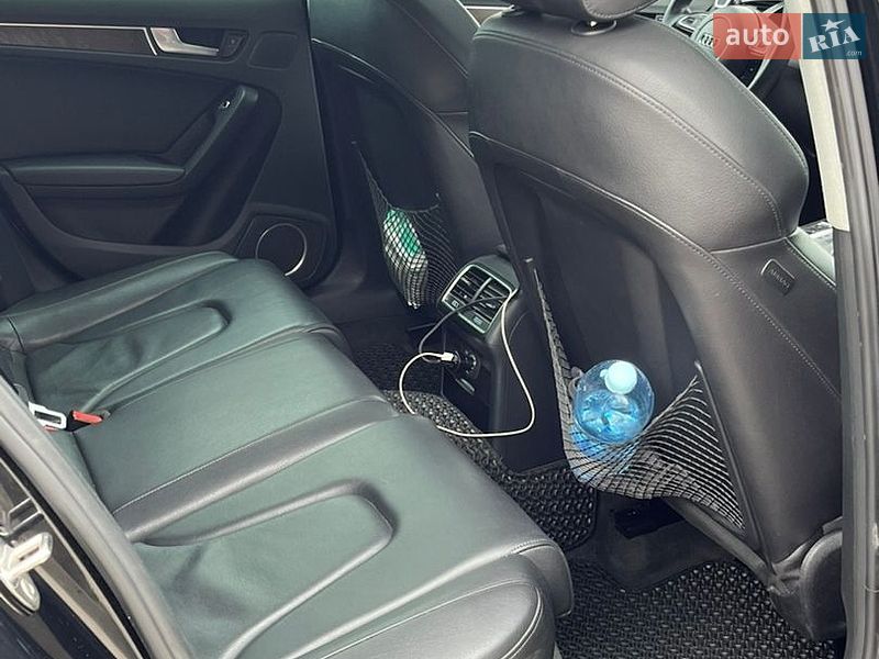 Седан Audi A4 2013 в Києві