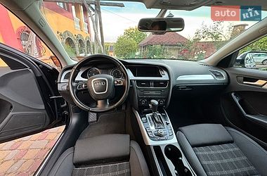 Седан Audi A4 2011 в Львові