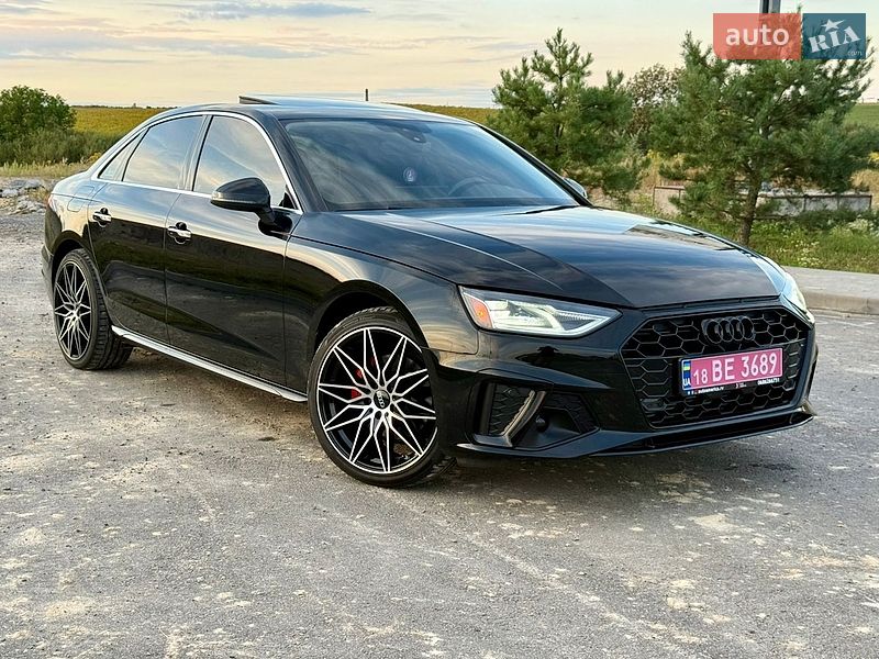 Седан Audi A4 2020 в Рівному