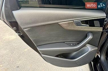 Седан Audi A4 2020 в Рівному