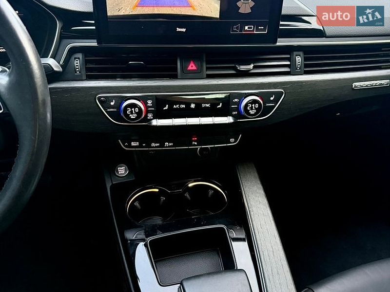 Седан Audi A4 2020 в Рівному