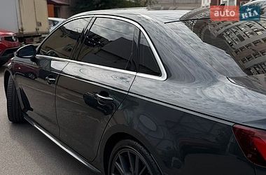 Седан Audi A4 2018 в Харкові