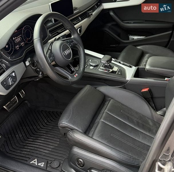 Седан Audi A4 2018 в Харкові