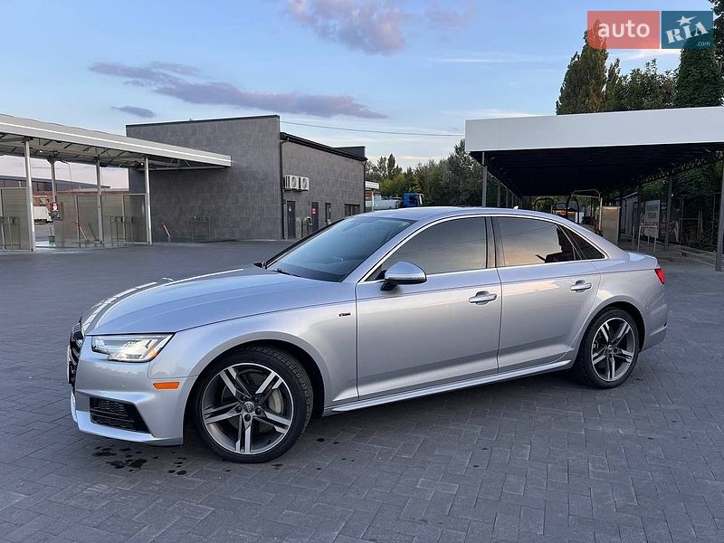 Седан Audi A4 2017 в Лубнах