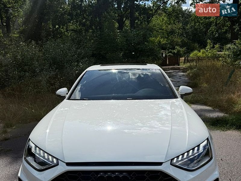Седан Audi A4 2020 в Києві