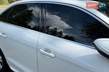 Седан Audi A4 2020 в Києві