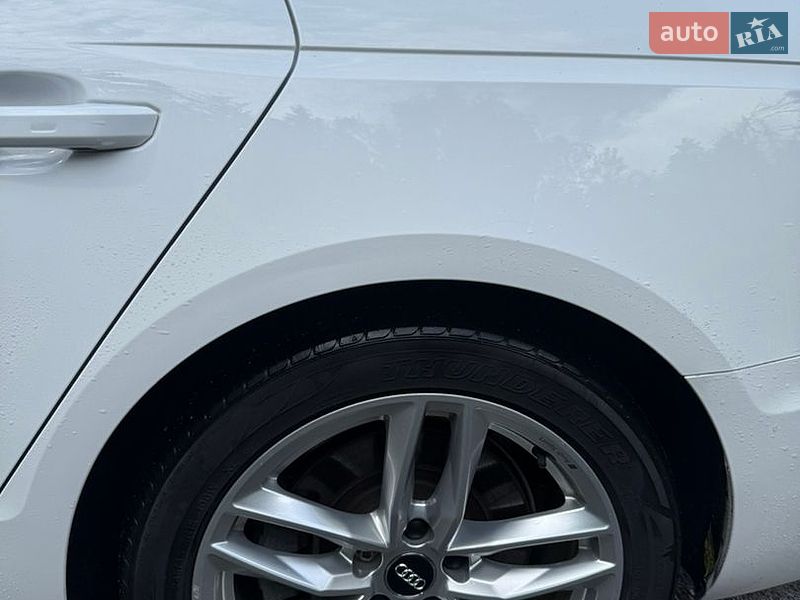 Седан Audi A4 2020 в Києві