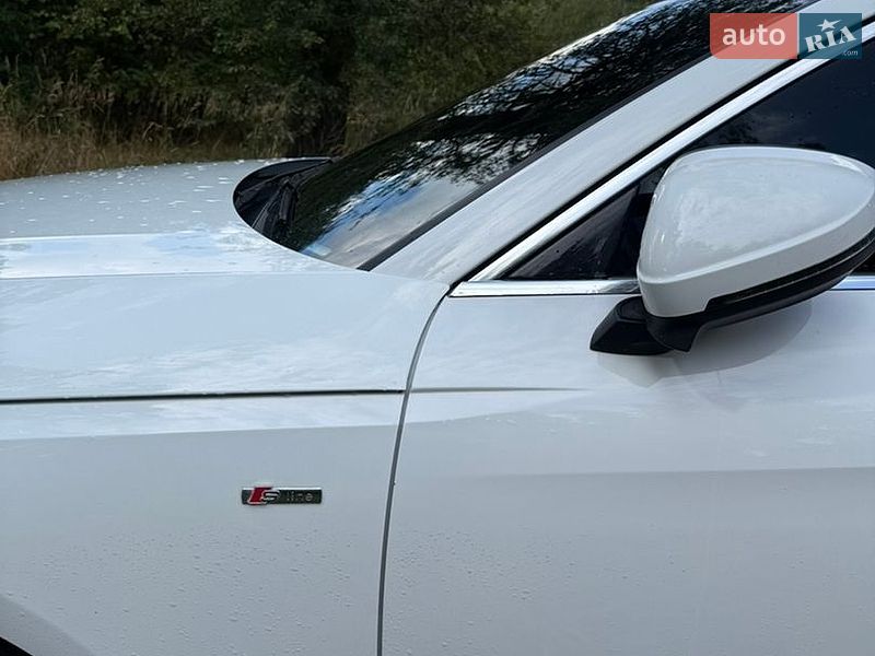 Седан Audi A4 2020 в Києві